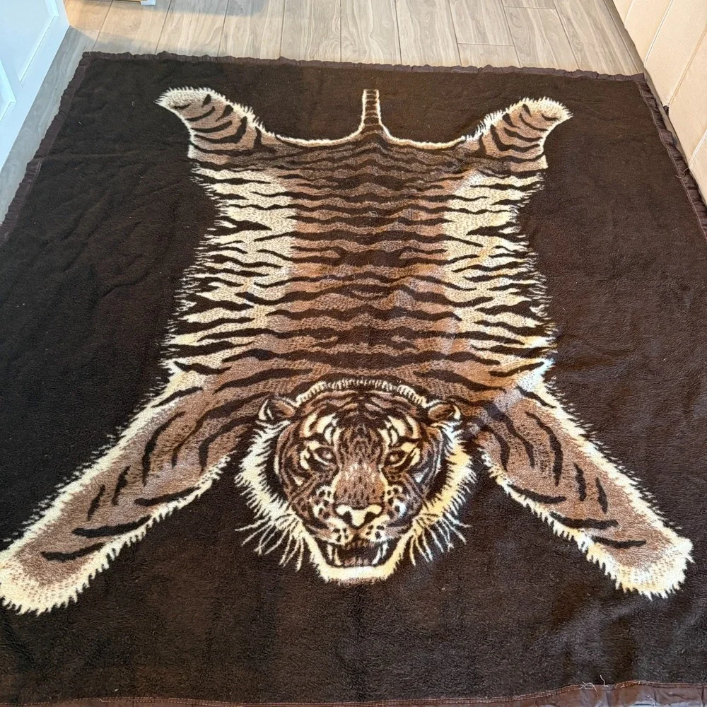 Vintage Biederlack Style Tiger Faux‎ Pelt Rug Fleece Blanket Germany 85x89 XL